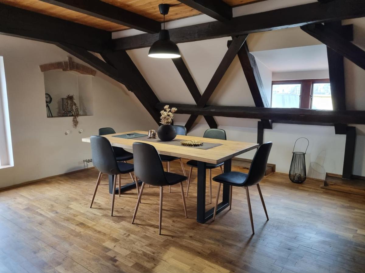 Galerie Vila Lucia 5 -Loft Apartman Plzen Luaran gambar