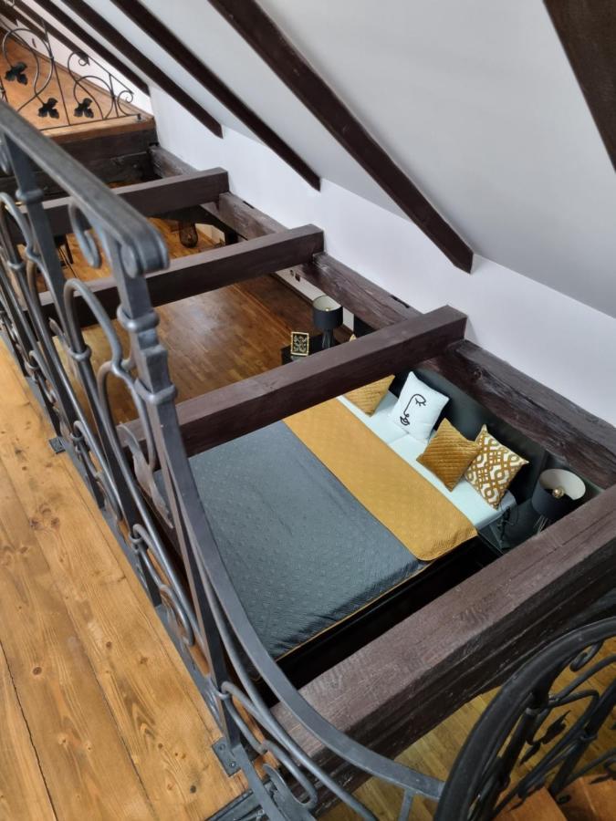 Galerie Vila Lucia 5 -Loft Apartman Plzen Luaran gambar